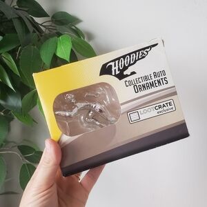 Loot Crate The Flash Auto Hood Ornament